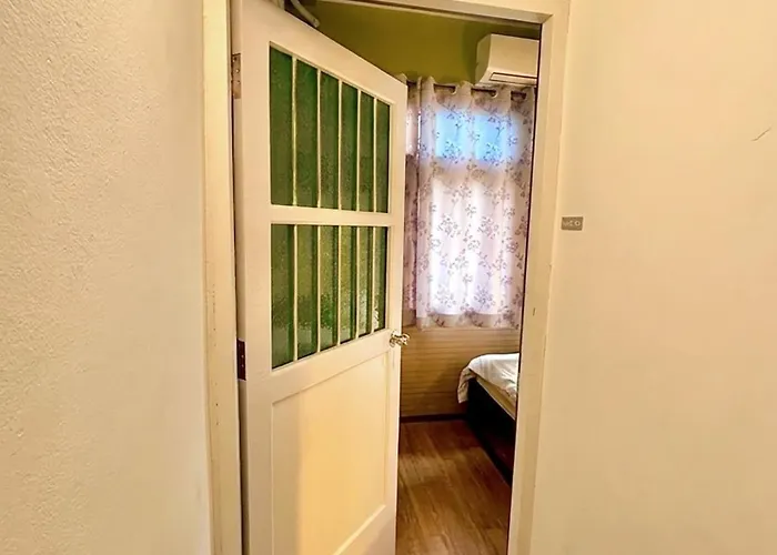 Sanookdee (adults Only) Hostel Bangkok