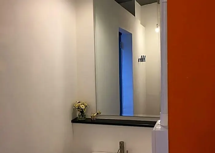Sanookdee (adults Only) Hostel