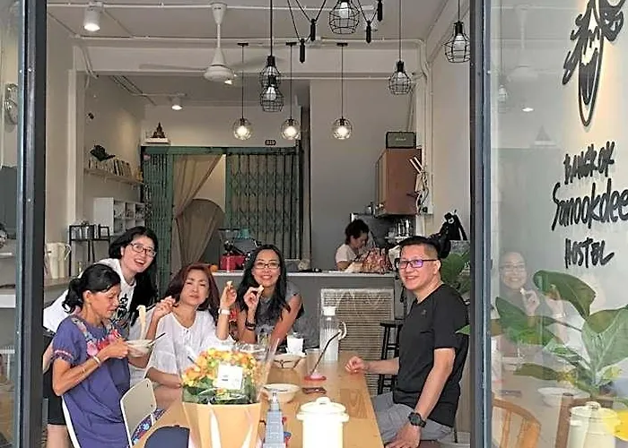 Sanookdee (adults Only) Hostel *