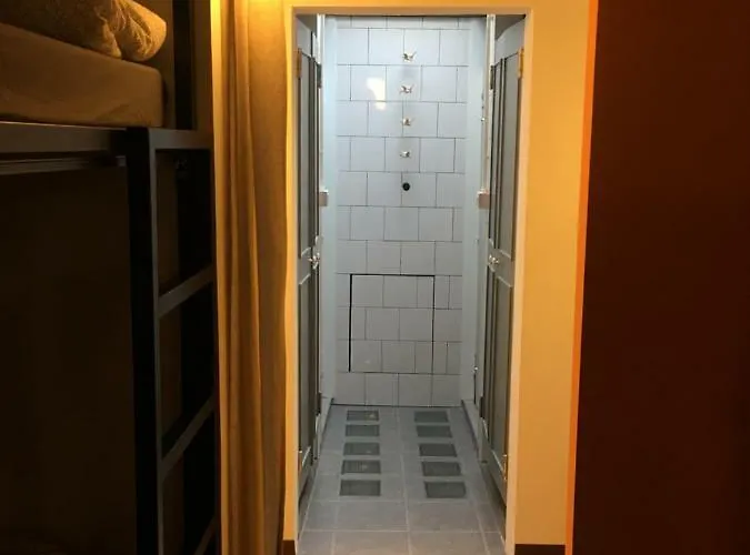 Sanookdee (adults Only) Hostel *